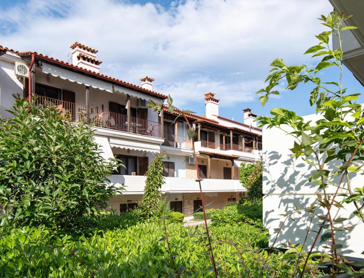 Antique Apartment أفيتوس المظهر الخارجي الصورة