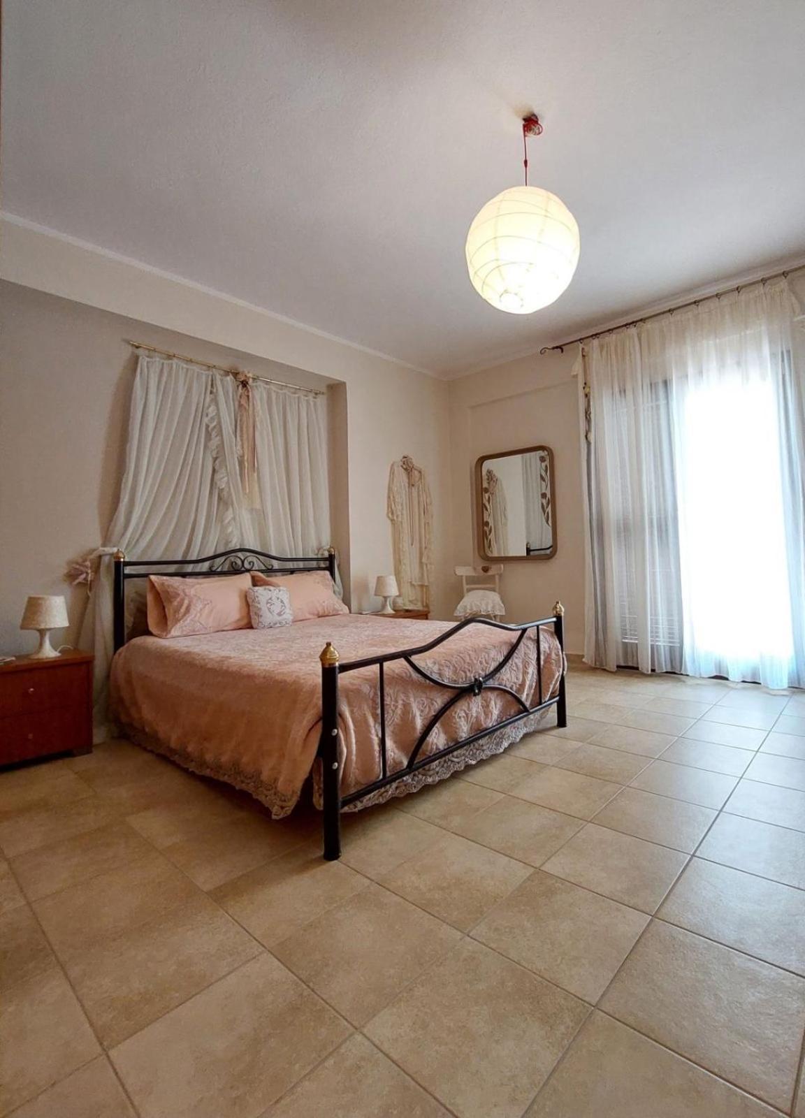 Antique Apartment أفيتوس المظهر الخارجي الصورة